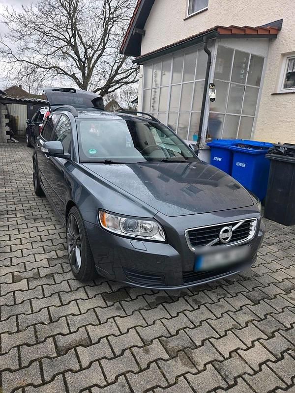 Gebraucht Volvo V50 150 PS (110 kW) 2011 Grau Kombi