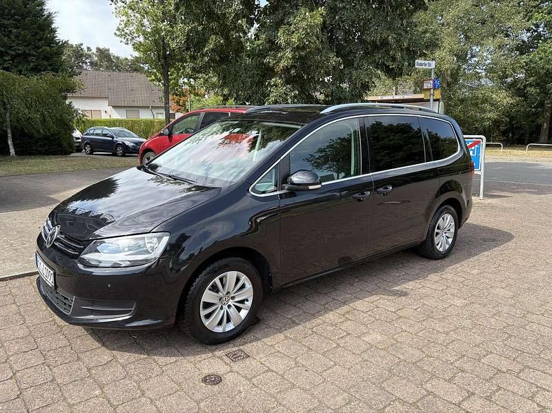 Schwarz Gebraucht 2016 VW Sharan Van / Kleinbus | 16.999 € (Fairer Preis) - Bild 1/4