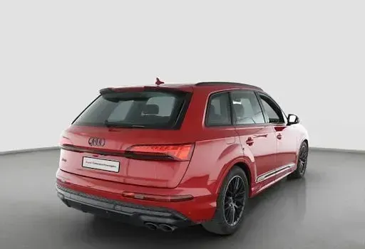 Gebraucht Audi SQ7 Ambiente 507 PS (372 kW) 2025 Rot SUV