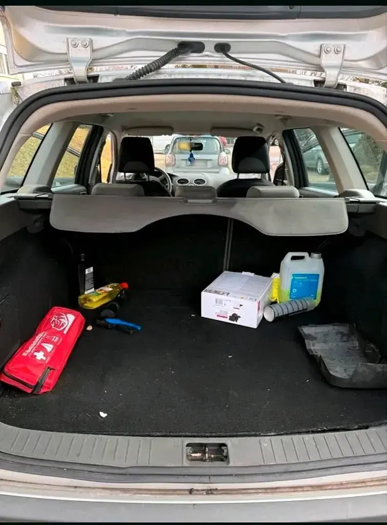 Gebraucht Ford Focus 80 PS (58 kW) 2005 Grau Kombi