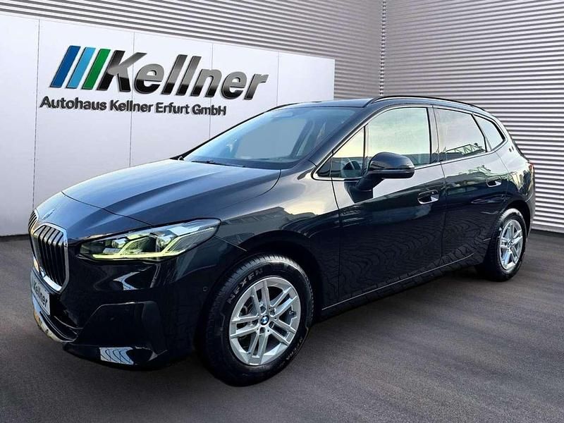 Gebraucht BMW 220 156 PS (114 kW) 2025 Saphirschwarz Kombi