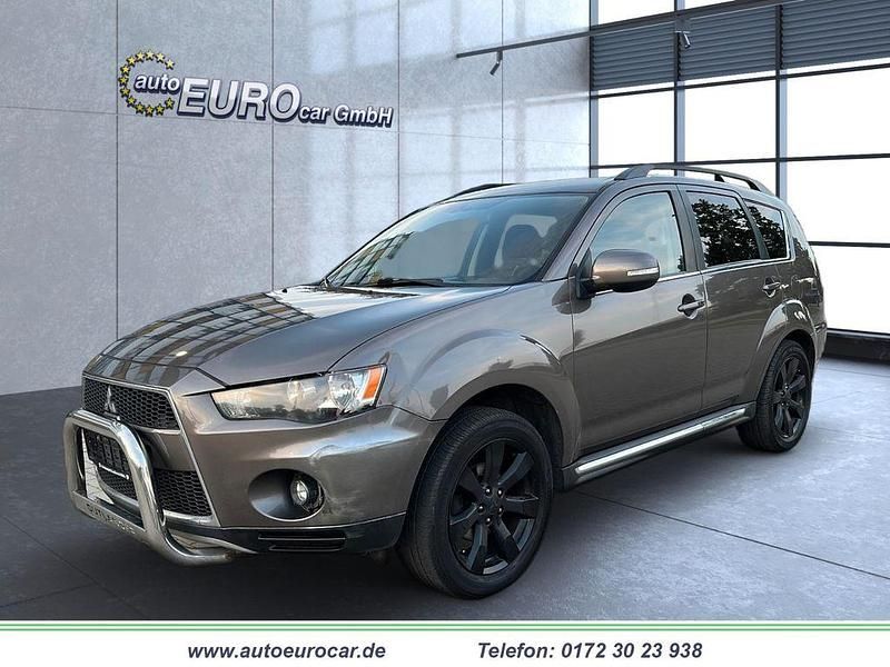 Gebraucht Mitsubishi Outlander Edition 177 PS (130 kW) 2010 Braun SUV