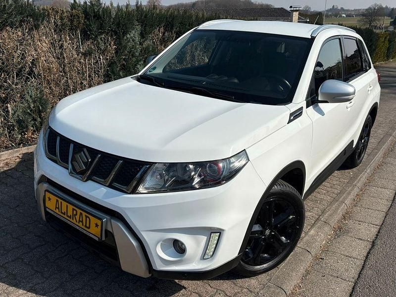 Gebraucht Suzuki Vitara 140 PS (102 kW) 2018 Weiß SUV