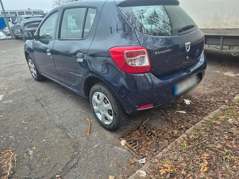 Gebraucht Dacia Sandero 75 PS (55 kW) 2013 Blau Kleinwagen