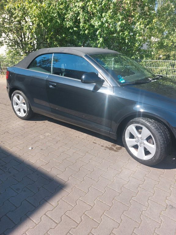 Schwarz Gebraucht 2008 Audi A3 Cabriolet Attraction Cabrio | 6.499 € (Etwas zu teuer) - Bild 1/4