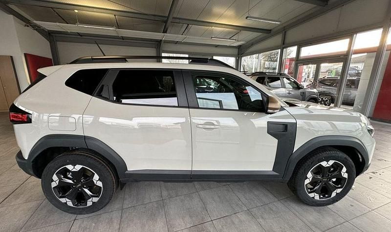 Neu Dacia Duster Extreme 155 PS (114 kW) 2026 Beige SUV