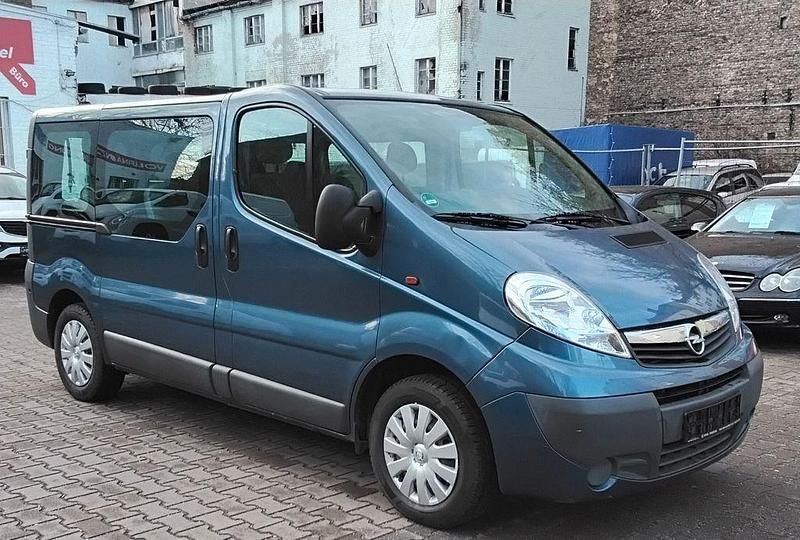 Gebraucht Opel Vivaro 114 PS (83 kW) 2011 Blau Van / Kleinbus
