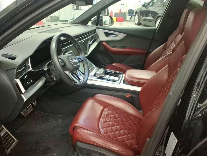 Gebraucht Audi SQ7 Ambiente 507 PS (372 kW) 2022 Außenfarbe: SUV