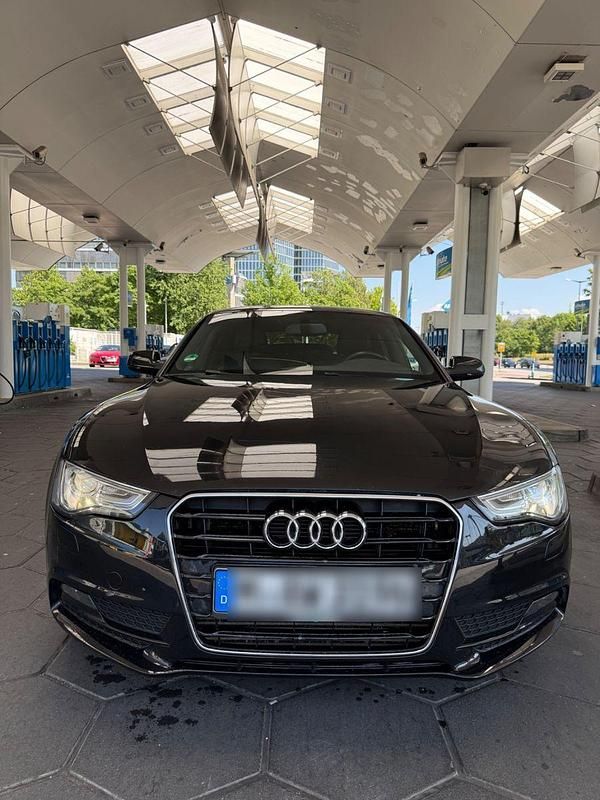 Schwarz Gebraucht 2013 Audi A5 Sportback S-Line Kleinwagen | 11.800 € (Fairer Preis) - Bild 1/4
