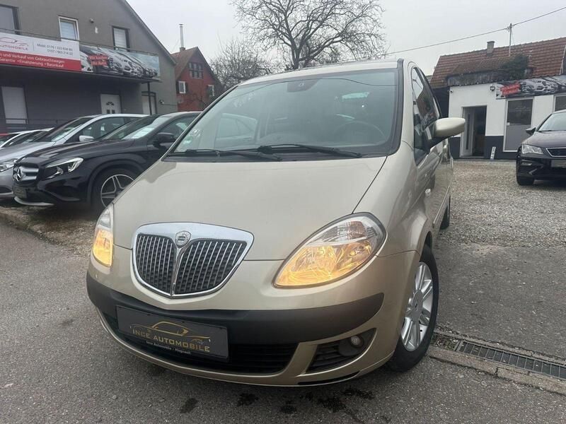 Gold Gebraucht 2007 Lancia Musa Van / Kleinbus | 3.999 € - Bild 1/4