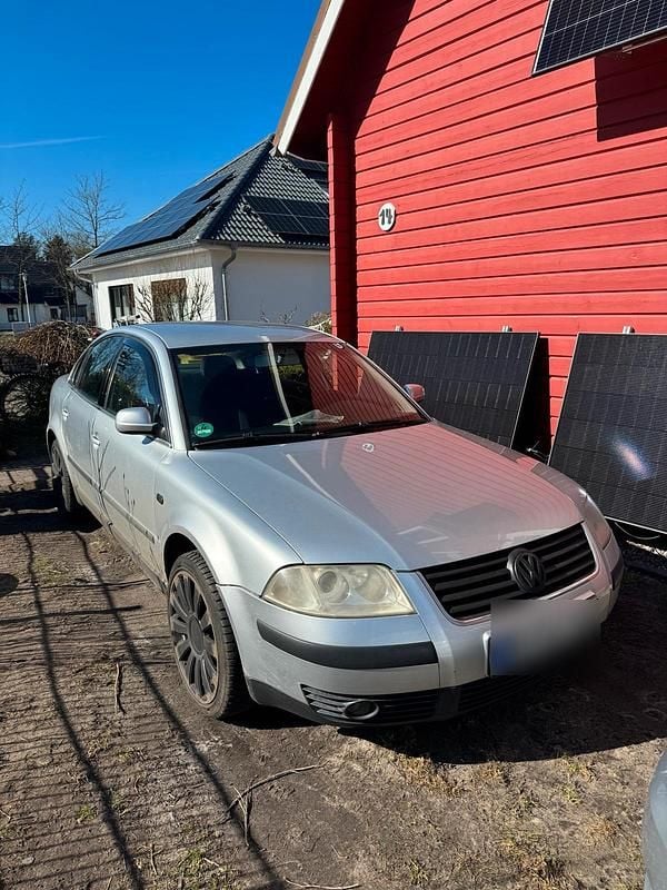 Gebraucht VW Passat 102 PS (75 kW) 2002 Silber Limousine