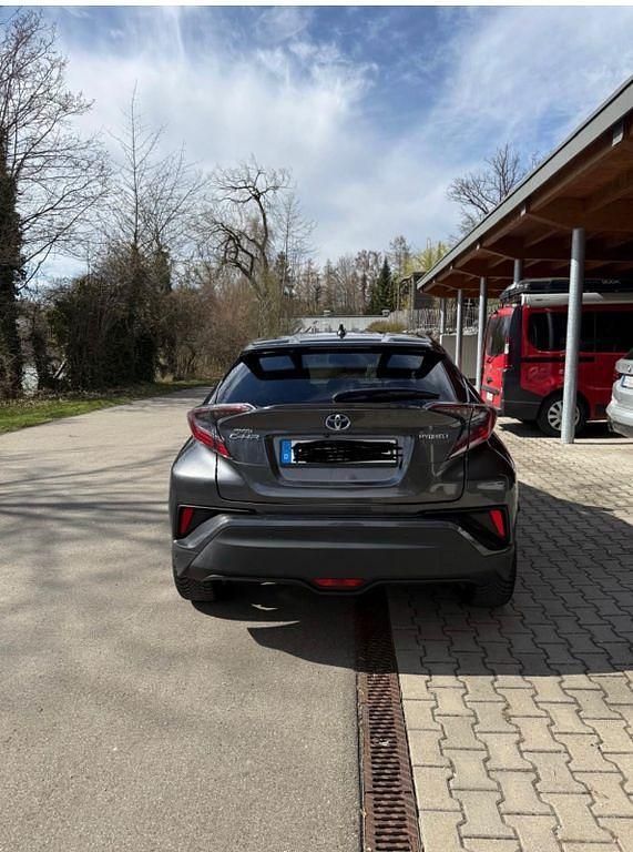 Gebraucht Toyota C-HR 122 PS (89 kW) 2018 Grau SUV