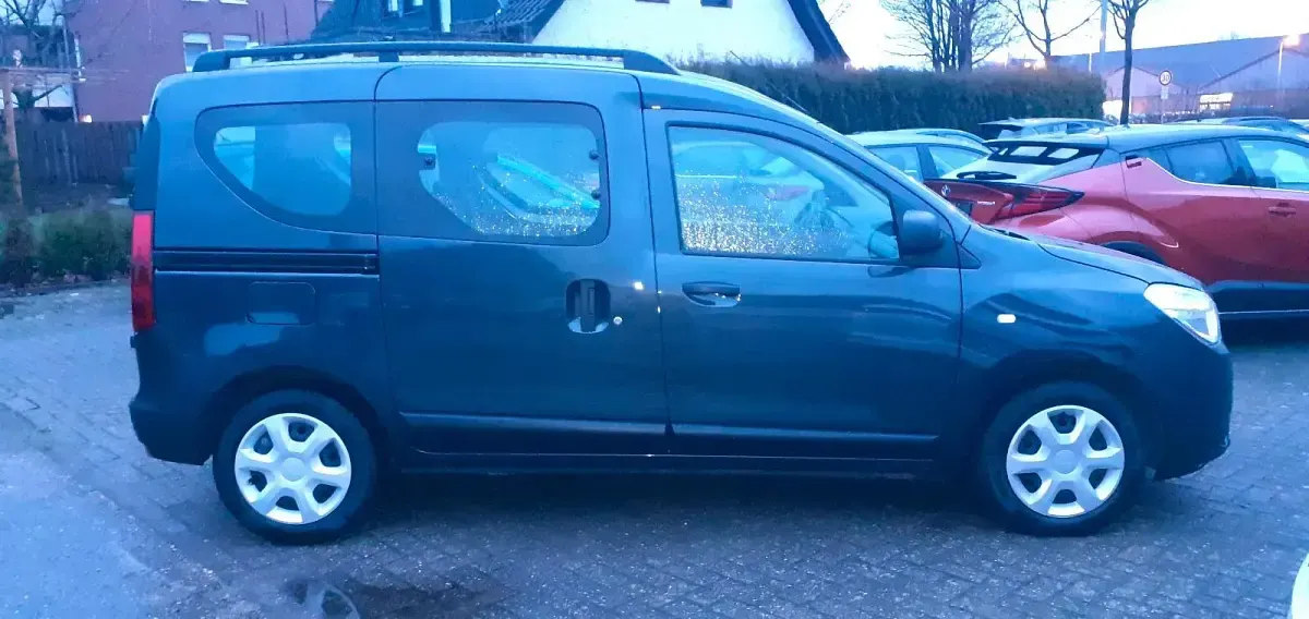 Second-hand Dacia Dokker 83 CP (61 kW) 2014 Gri Monovolum