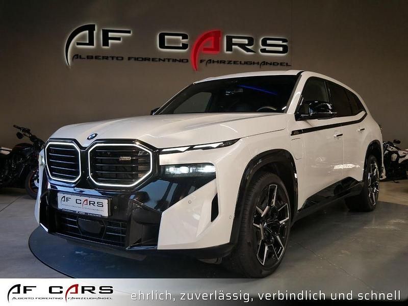 A96 mineralweiss Gebraucht 2024 BMW XM Shadowline SUV | 124.890 € - Bild 1/4