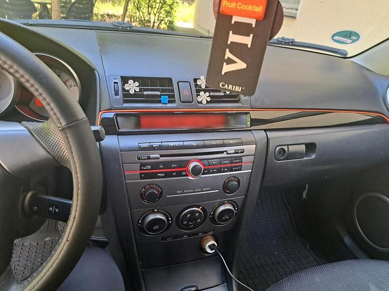 Second-hand Mazda 3 75 CP (55 kW) 2007 Andere farben Berlinǎ
