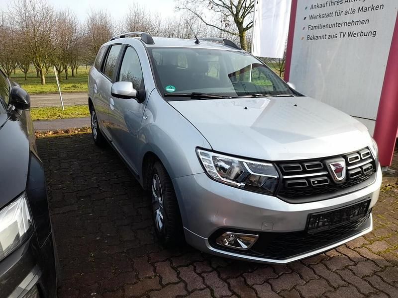 Gebraucht Dacia Logan Comfort 73 PS (53 kW) 2020 Grau metallic