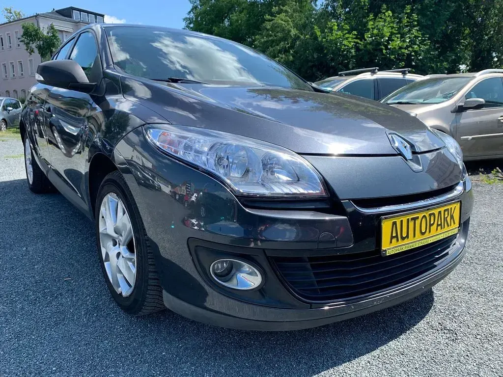 Gebraucht Renault Mégane III 101 PS (74 kW) 2013 Grau Limousine