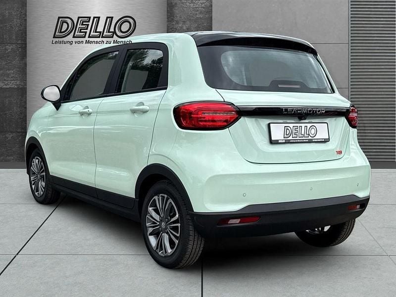 Neu Leapmotor T03 69 kW (95 PS) 2025 Grün Kleinwagen