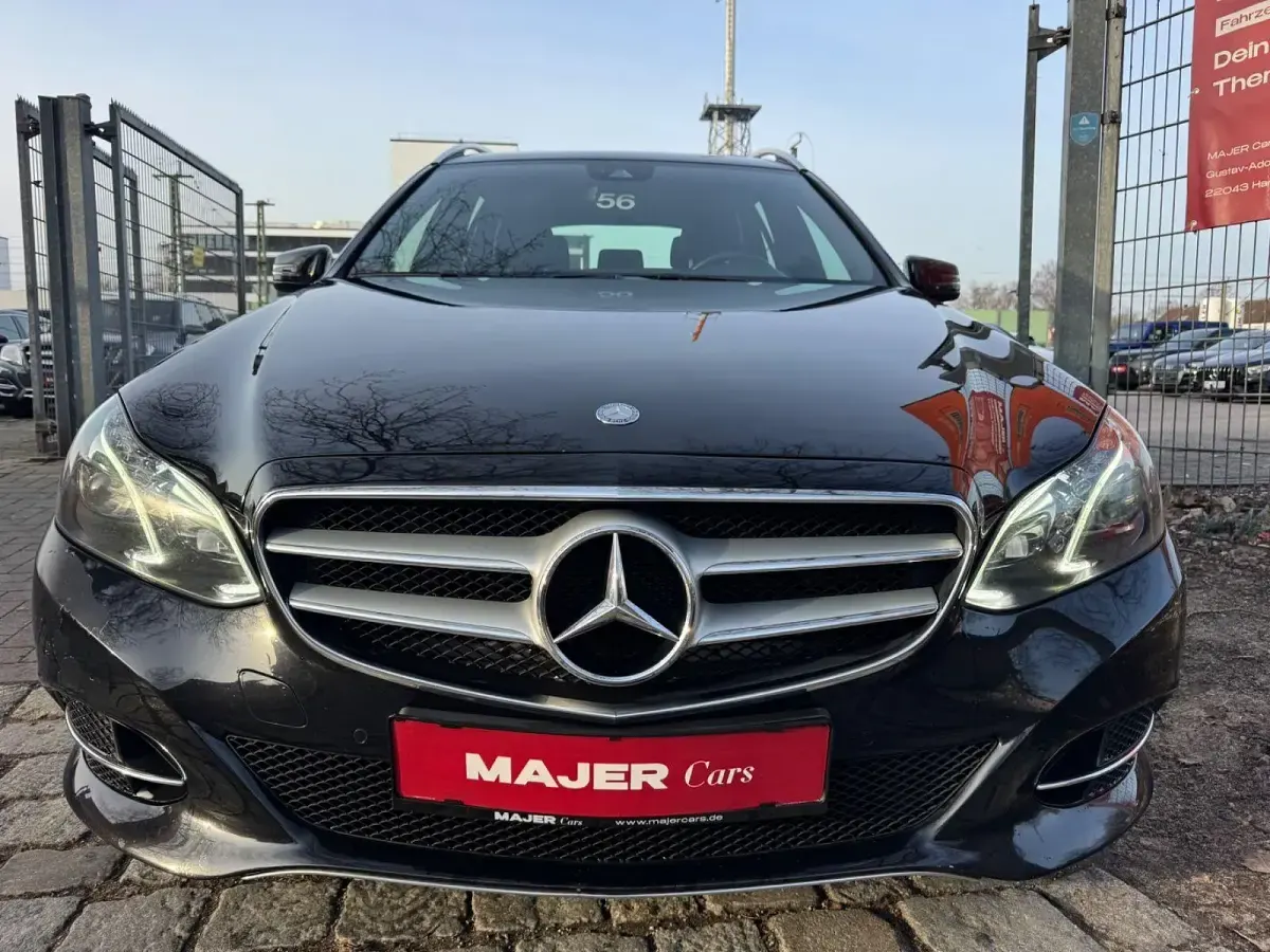 Second-hand Mercedes E250 204 CP (150 kW) 2016 Negru Break