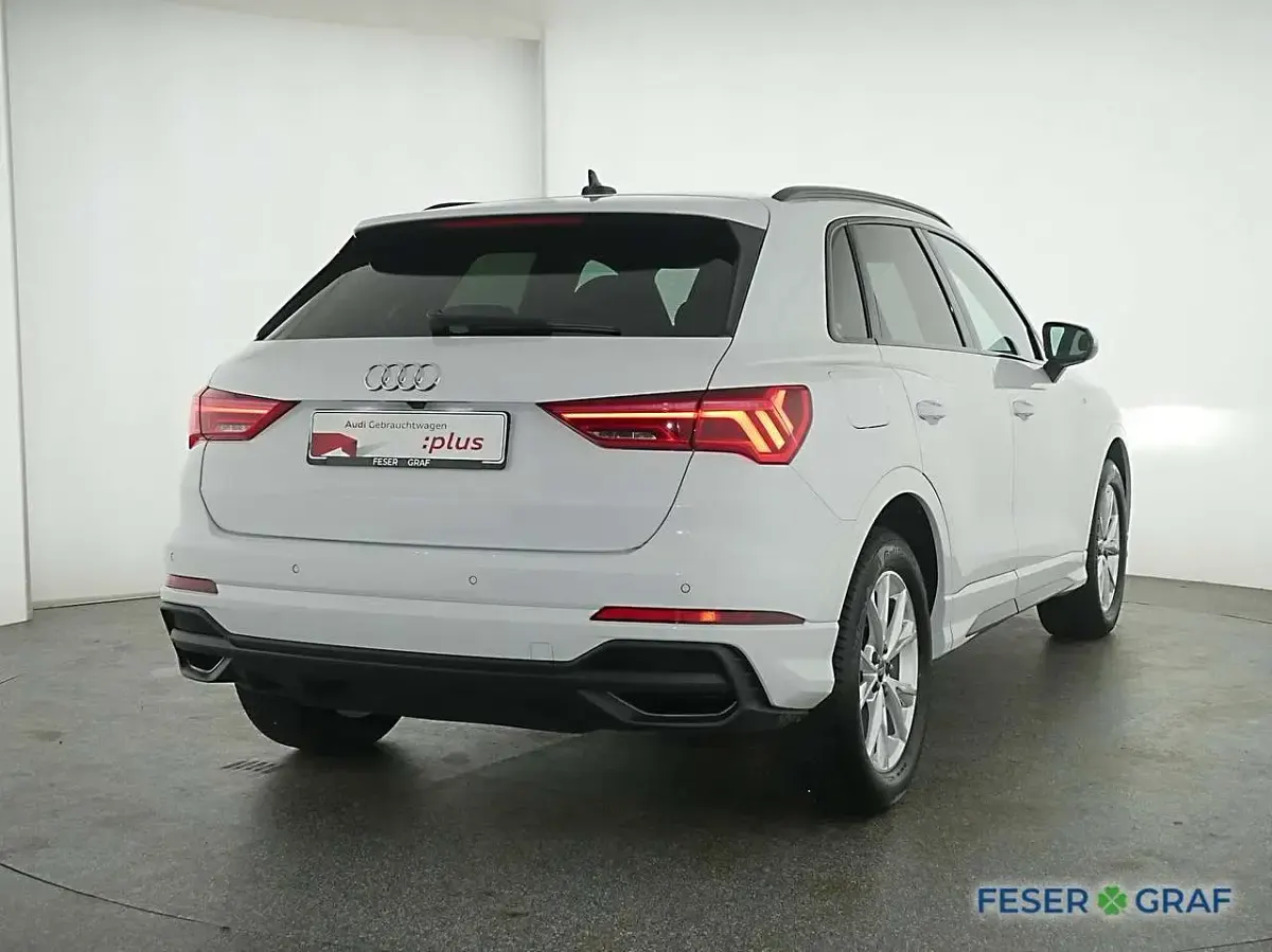 Usata Audi Q3 S-Line 150 CV (110 kW) 2024 Bianco SUV