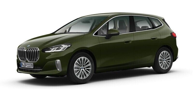 Grün Gebraucht 2024 BMW 218 Active Tourer Luxury Line Van / Kleinbus | 30.846 € (Superpreis) - Bild 1/4