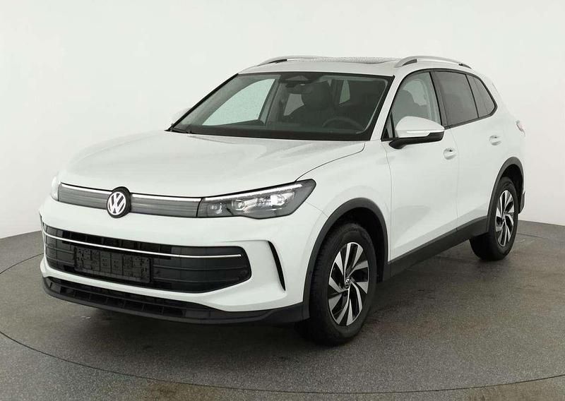 Neu VW Tiguan Life 150 PS (110 kW) 2026 Oryx weiß perleffekt SUV