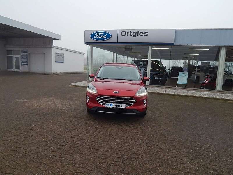 Lucidrot metallic Gebraucht 2020 Ford Kuga Titanium SUV | 22.800 € (Fairer Preis) - Bild 1/4