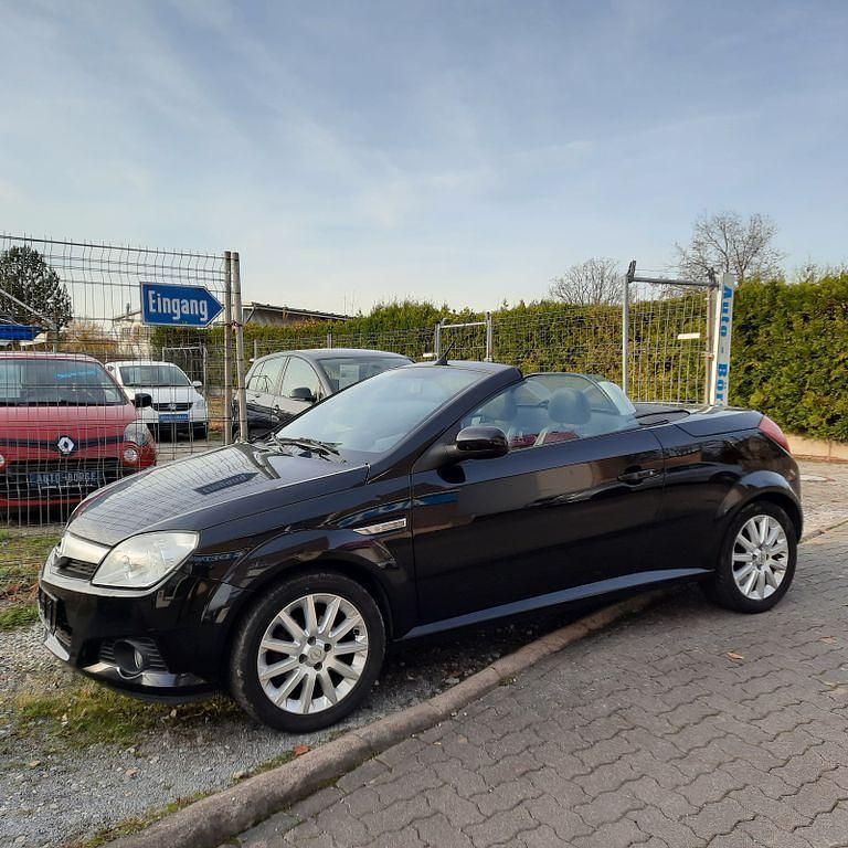 Schwarz Gebraucht 2009 Opel Tigra Edition Cabrio | 3.000 € (Fairer Preis) - Bild 1/4