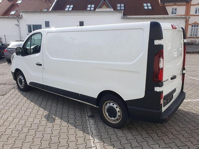 Gebraucht Renault Trafic 110 PS (80 kW) 2024 Weiß Van / Kleinbus