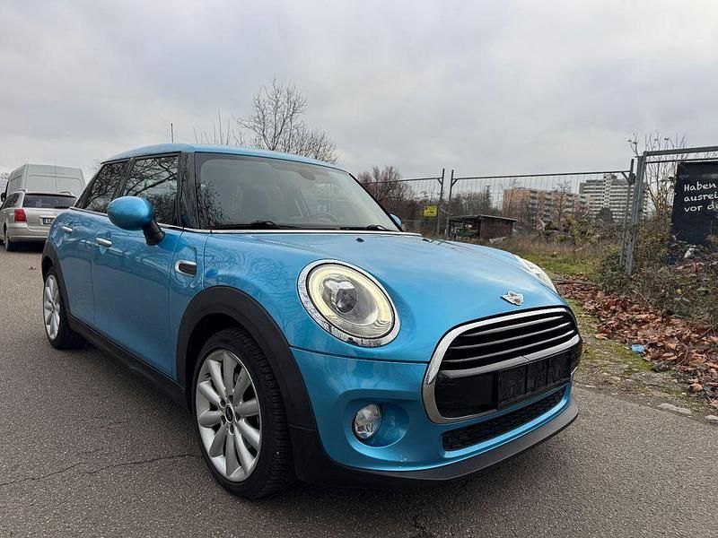 Blau Gebraucht 2017 Mini Cooper D Kleinwagen | 13.900 € (Fairer Preis) - Bild 1/4