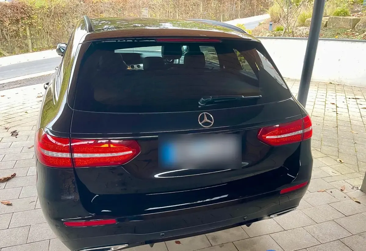 Gebraucht Mercedes E400 AMG 340 PS (250 kW) 2019 Schwarz Kombi