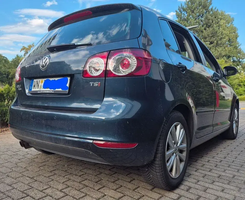 Gebraucht VW Golf Plus Style 122 PS (89 kW) 2012 Schwarz Van / Kleinbus