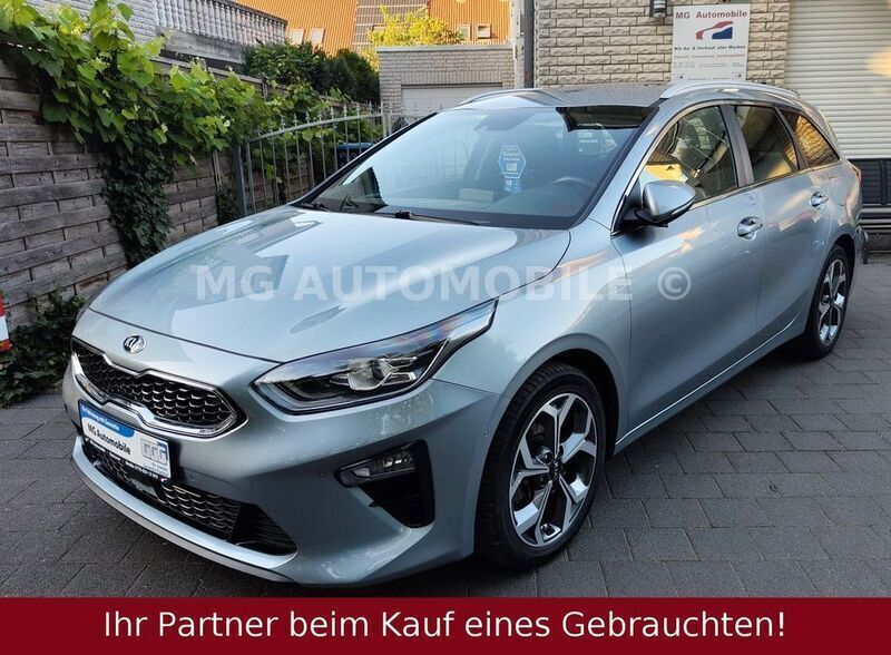 Silber Gebraucht 2019 Kia Ceed Sportswagon Spirit Kombi | 13.990 € (Guter Preis) - Bild 1/4