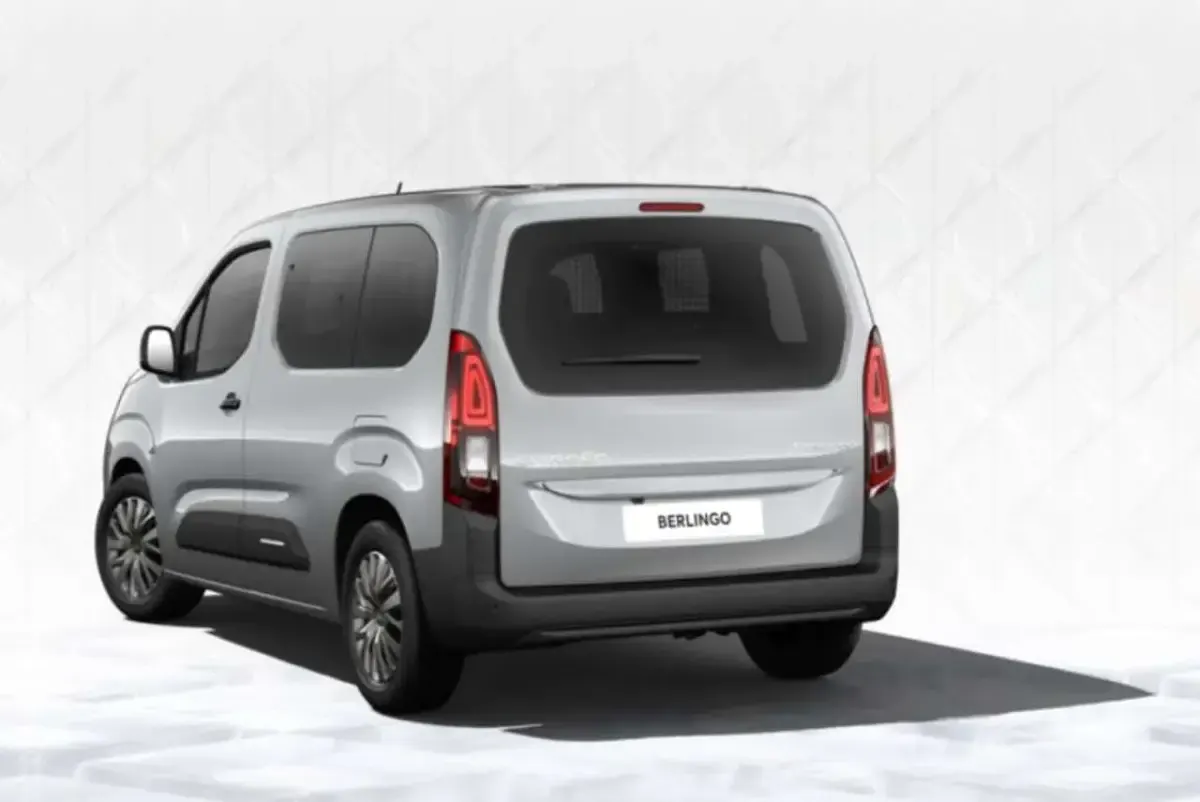 Neu Citroën Berlingo 131 PS (96 kW) 2026 Grau Van / Kleinbus