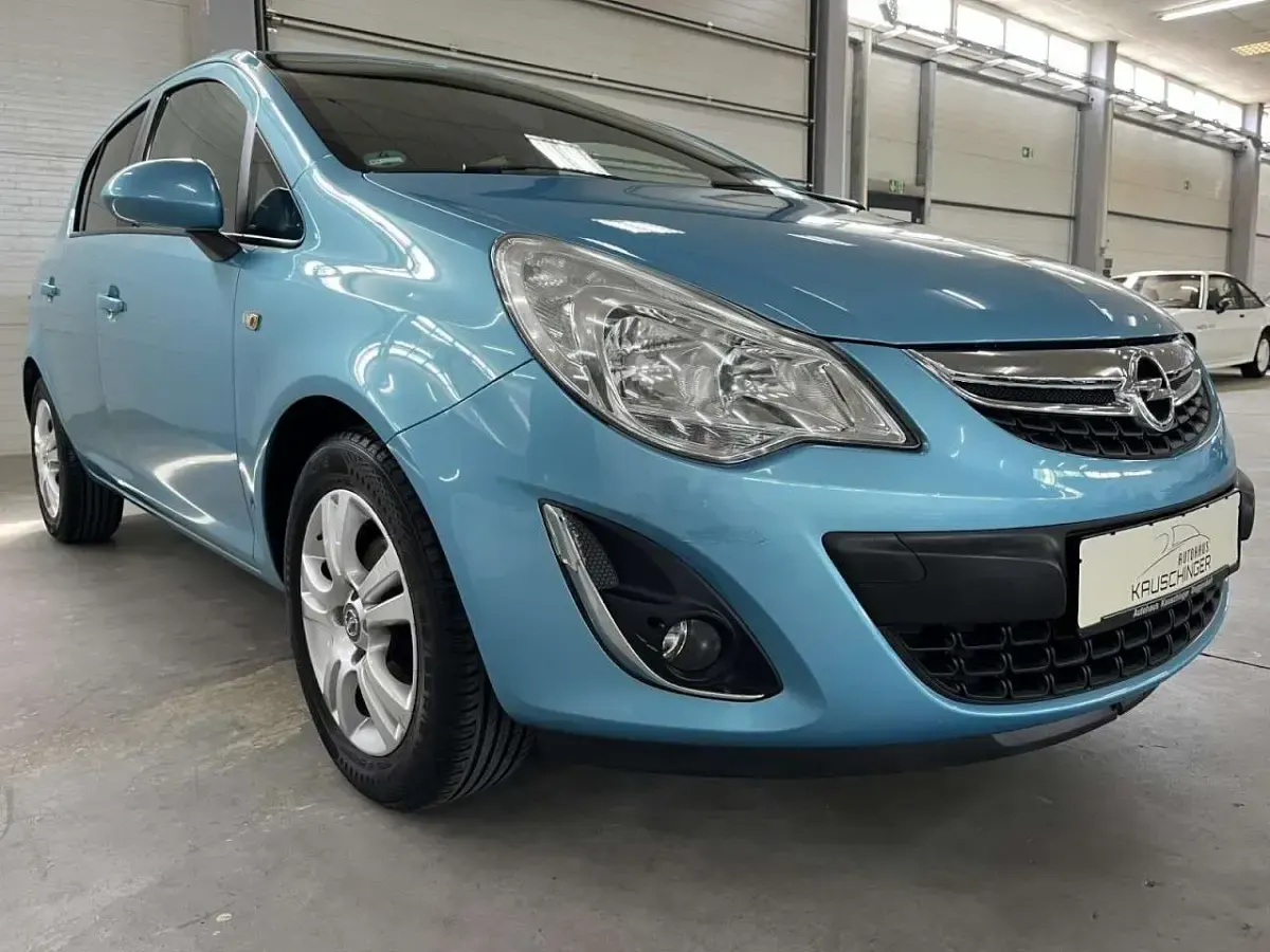 Gebraucht Opel Corsa Satellite 87 PS (63 kW) 2011 Aquamarin Kleinwagen