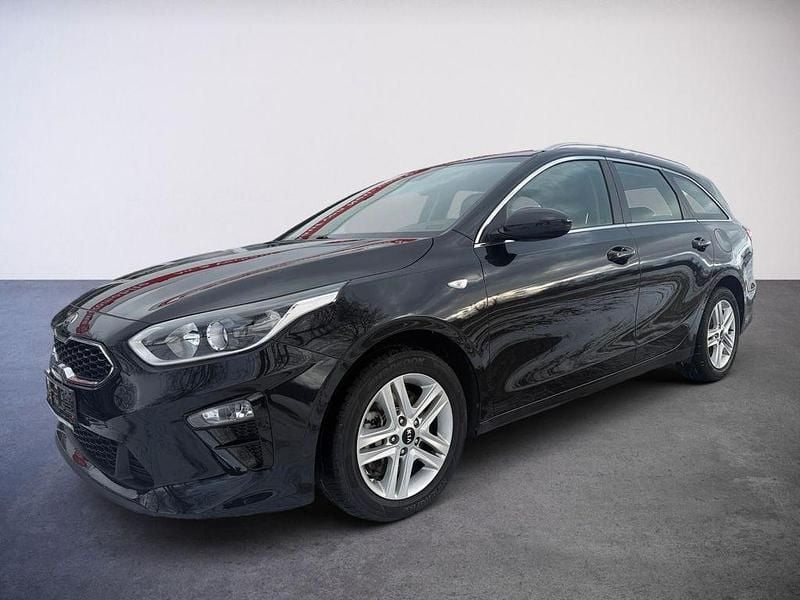 Gebraucht Kia Ceed Sportswagon 136 PS (100 kW) 2021 Schwarz Kombi