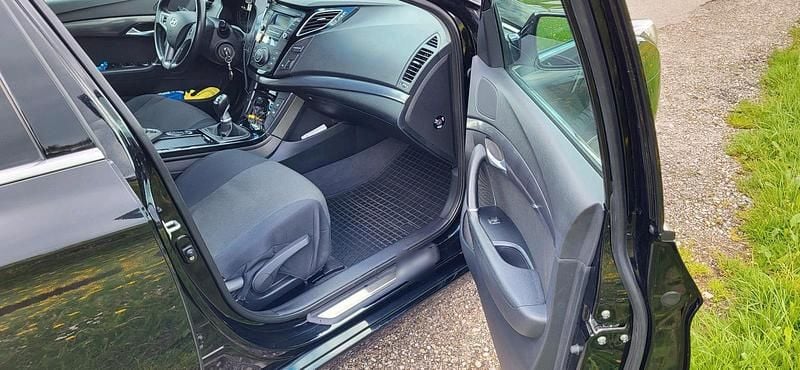 Gebraucht Hyundai i40 116 PS (85 kW) 2017 Kombi