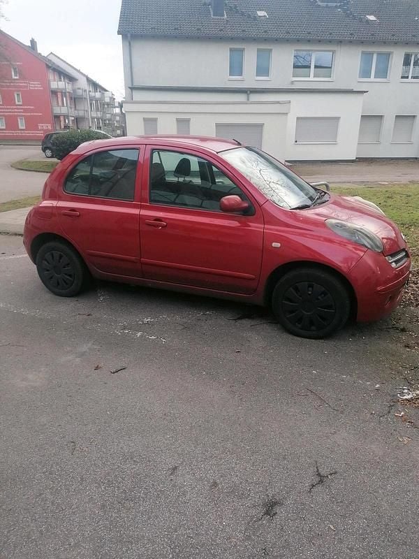 Rot Gebraucht 2005 Nissan Micra Kleinwagen | 650 € (Guter Preis) - Bild 1/4