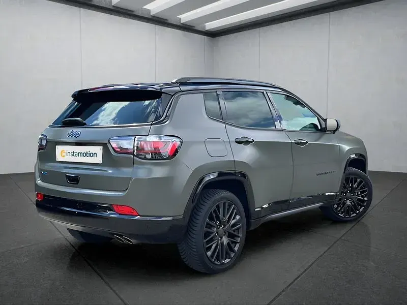 Gebraucht Jeep Compass 241 PS (177 kW) 2021 Grün SUV