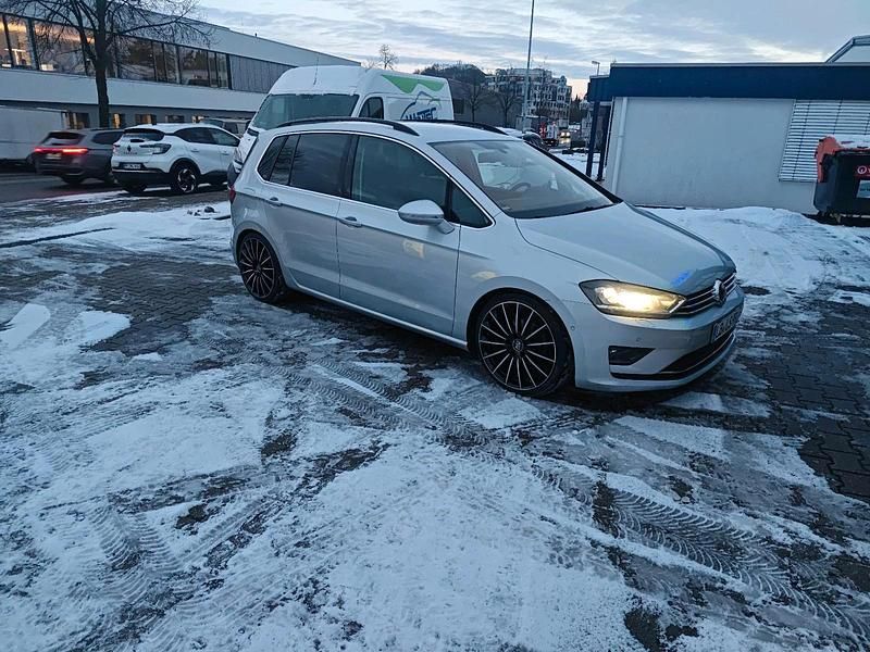 Silber Gebraucht 2014 VW Golf Limousine | 12.900 € (Etwas zu teuer) - Bild 1/4