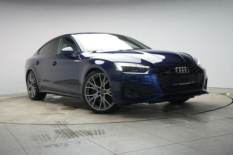 Blau Gebraucht 2022 Audi S5 Sportback Sport Kleinwagen | 34.990 € (Superpreis) - Bild 1/4