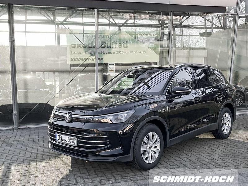 Gebraucht VW Tiguan Elegance 150 PS (110 kW) 2026 Schwarz SUV