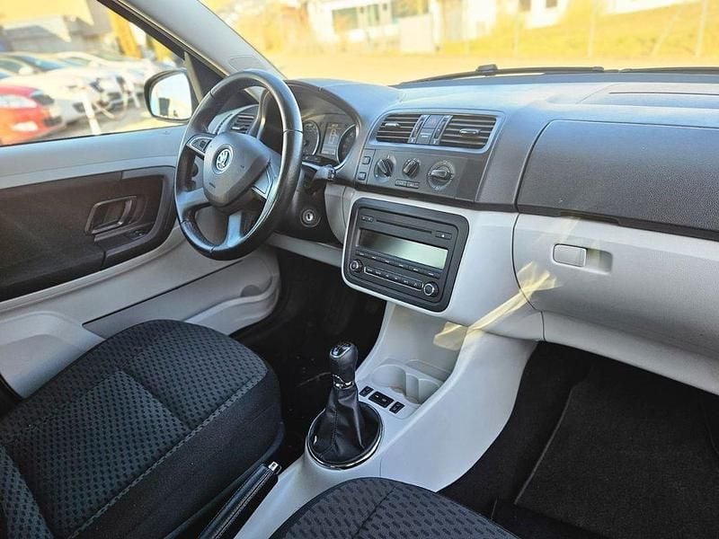 Gebraucht Skoda Roomster 75 PS (55 kW) 2013 Schwarz Van / Kleinbus