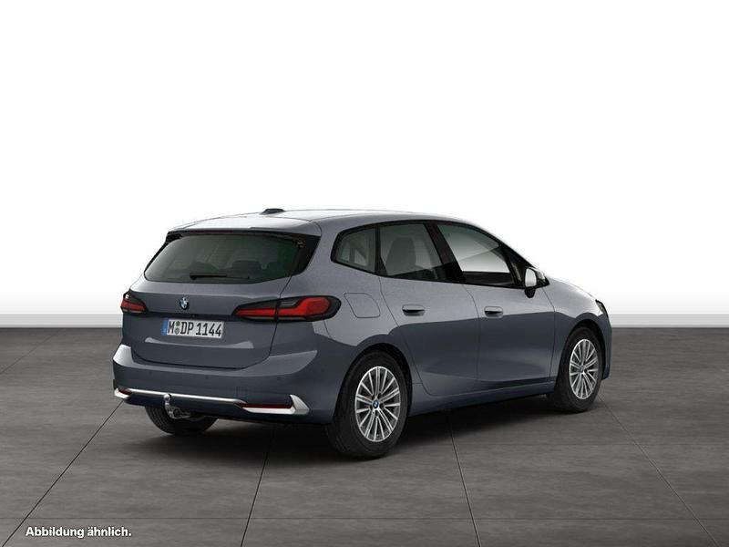 Gebraucht BMW 220 Active Tourer Luxury Line 150 PS (110 kW) 2025 Van / Kleinbus