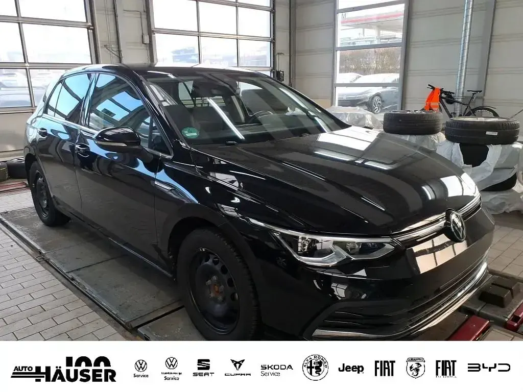 Gebraucht VW Golf VIII Style 150 PS (110 kW) 2023 Schwarz Limousine