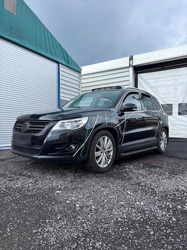 Gebraucht VW Tiguan Team 170 PS (125 kW) 2010 Schwarz SUV