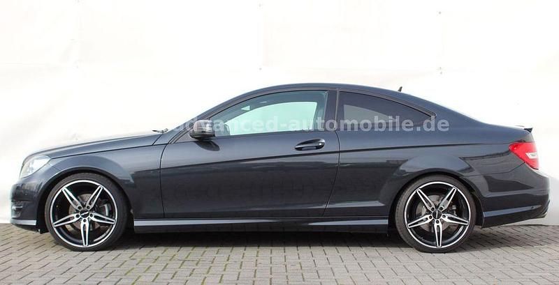 Gebraucht Mercedes C250 AMG line 204 PS (150 kW) 2013 Schwarz Coupé