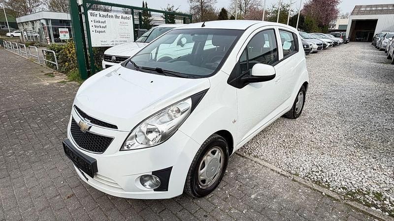 Second-hand Chevrolet Spark LS 68 CP (50 kW) 2012 Alb Hatchback
