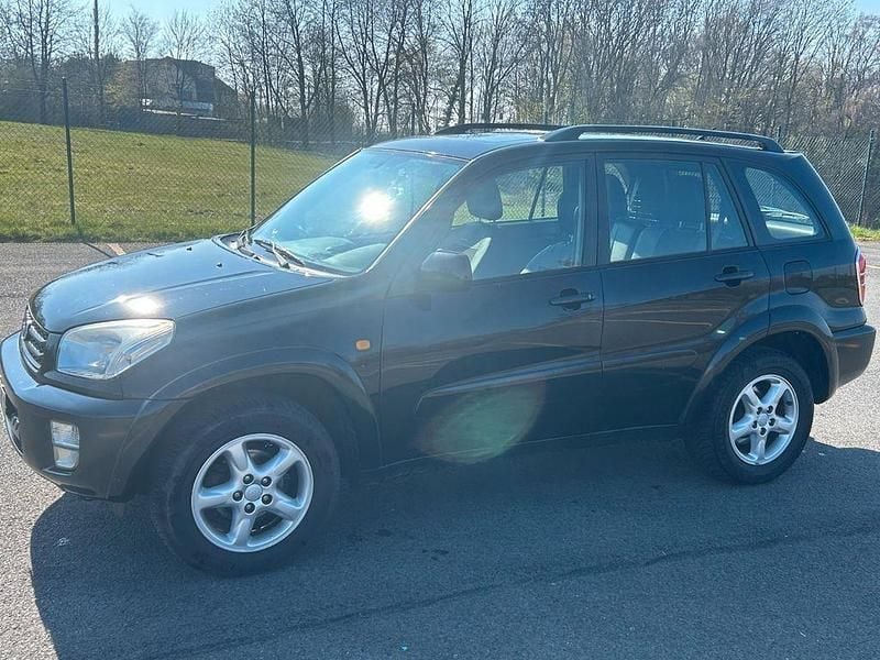 Gebraucht Toyota RAV4 150 PS (110 kW) 2003 Schwarz SUV