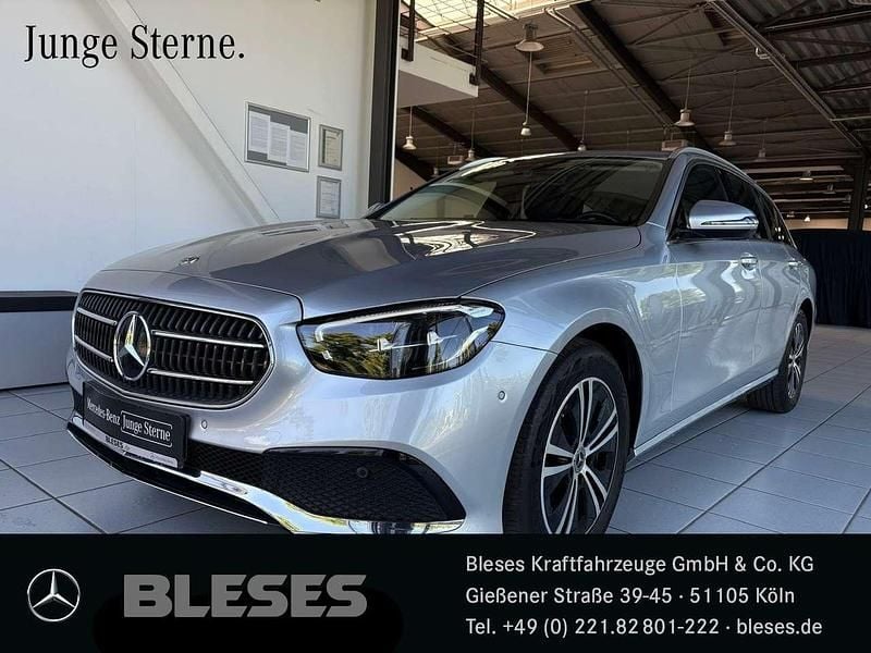Silber Gebraucht 2022 Mercedes E220 Avantgarde Kombi | 39.300 € (Fairer Preis) - Bild 1/4